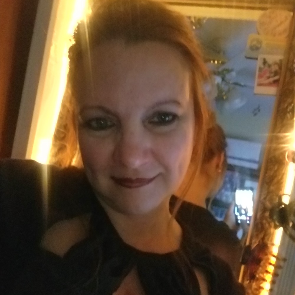 Meet your Posher, Jeanine